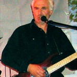 Tony Eaton Guitar & Vocals